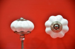 Porcelánová úchytka bílá, průměr 40mm