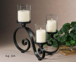 Svícen se svíčkami Arla