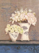 Obrázek 17x22, květiny na modré komodě, rám bílý s patinou