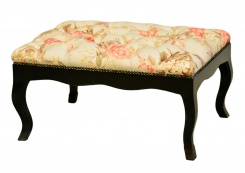 Taburet French style, látkový potah s motivem červených květů