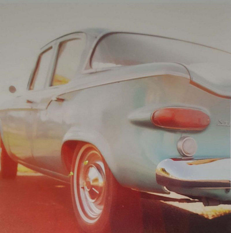 Obrázek 18x18, vintage auto, rám sv. dub - červotoč